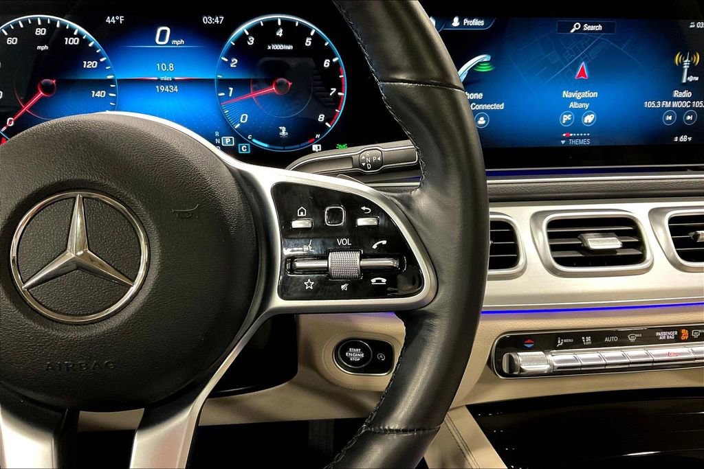 Used 2022 Mercedes-Benz GLE 350 4MATIC w/ Premium Package image 12