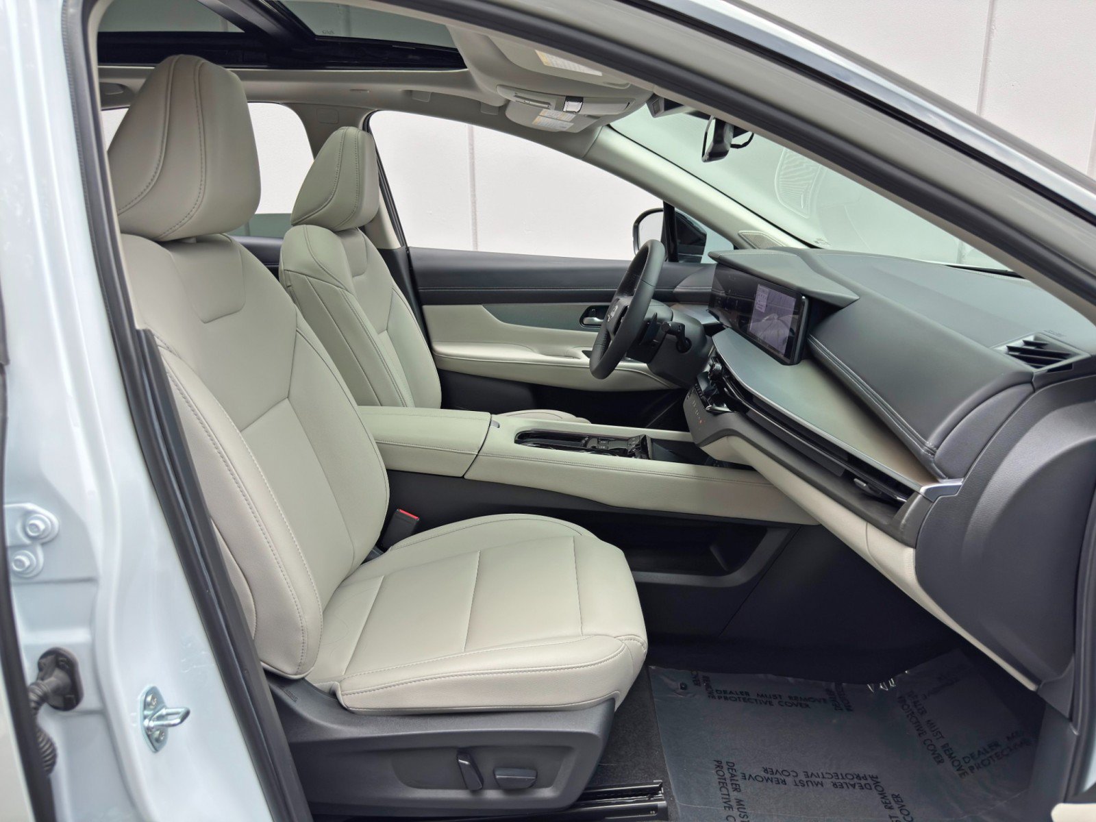 Used 2025 Nissan Murano SL AWD/4WD image 15