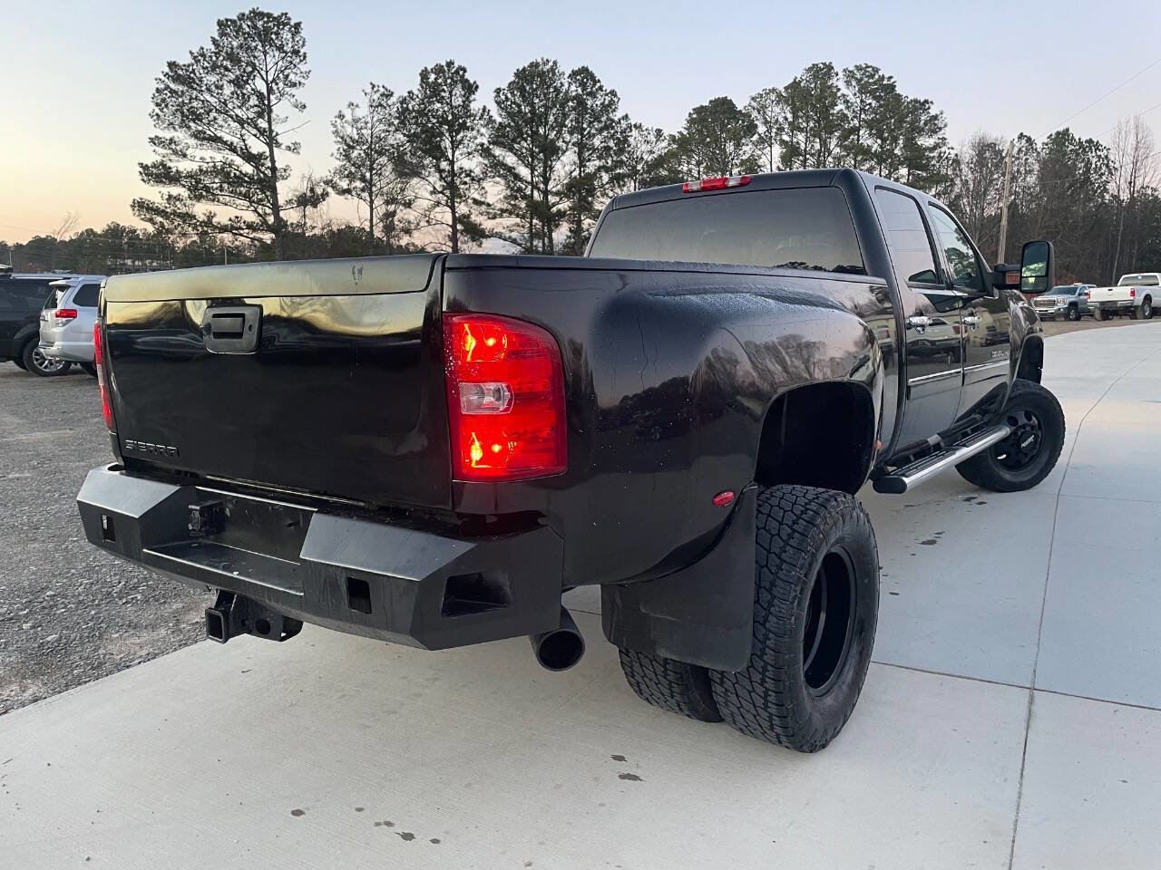 Used 2013 GMC Sierra 3500 Denali image 6