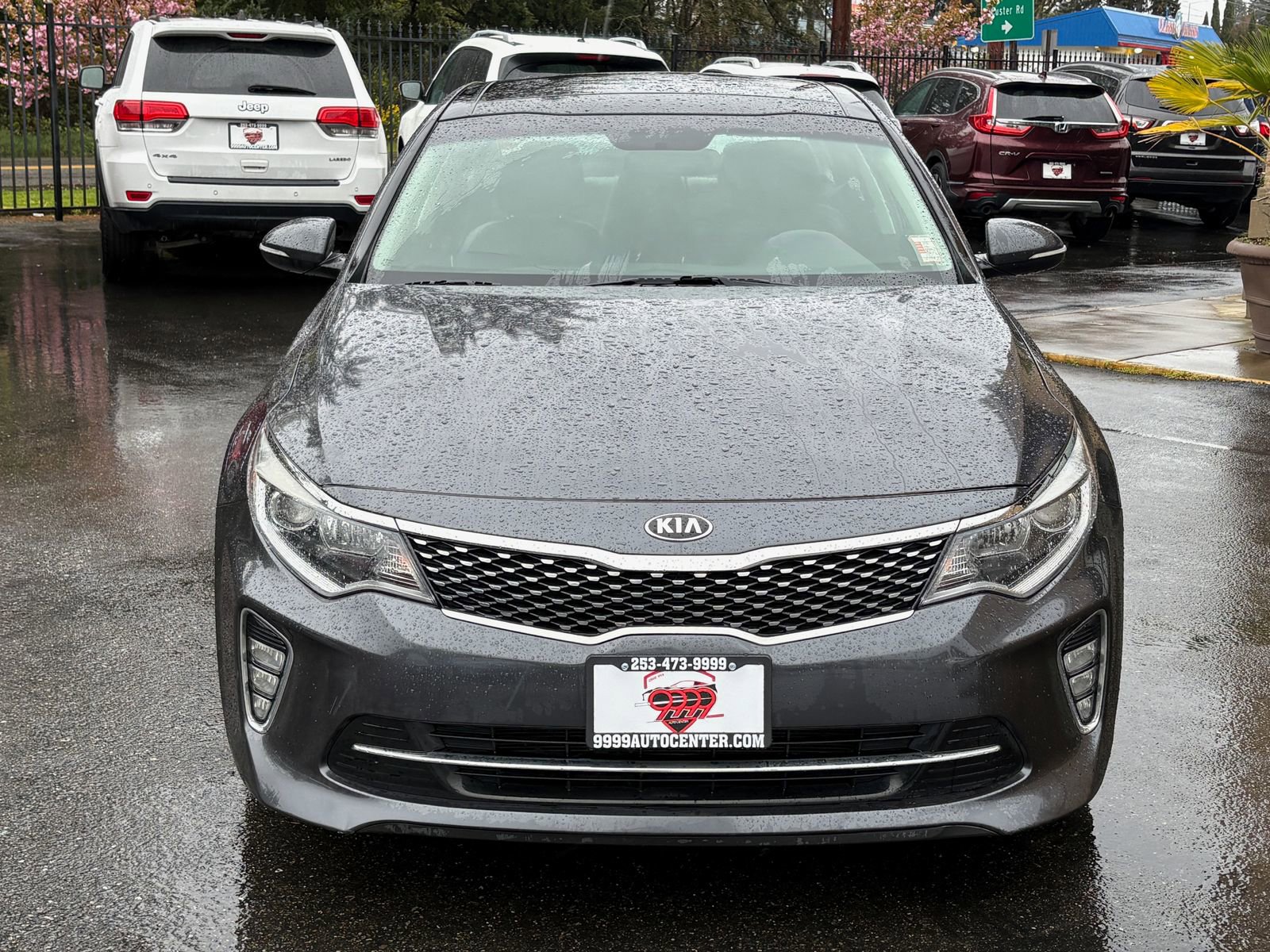Used 2018 Kia Optima S w/ Panoramic Sunroof Package image 2