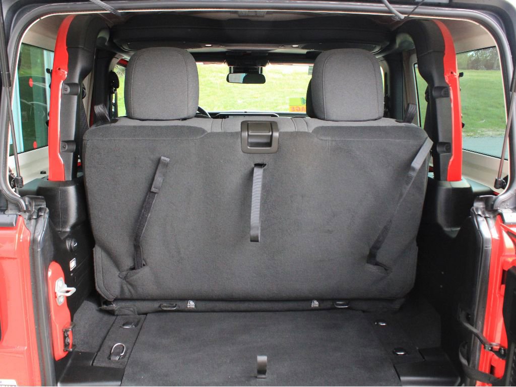 Certified 2024 Jeep Wrangler Sport AWD/4WD image 31