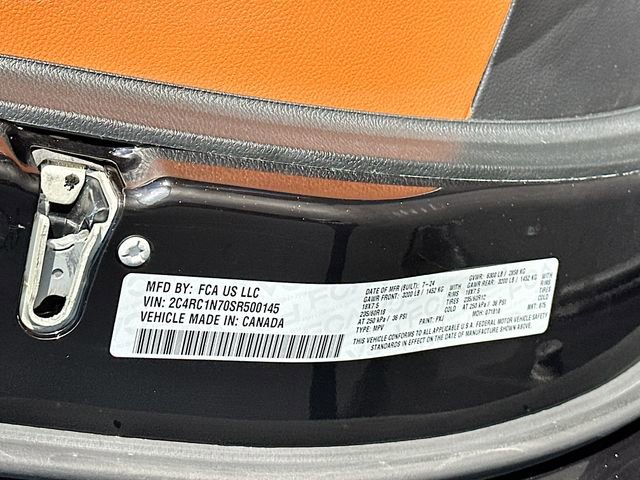 Used 2025 Chrysler Pacifica Pinnacle image 36