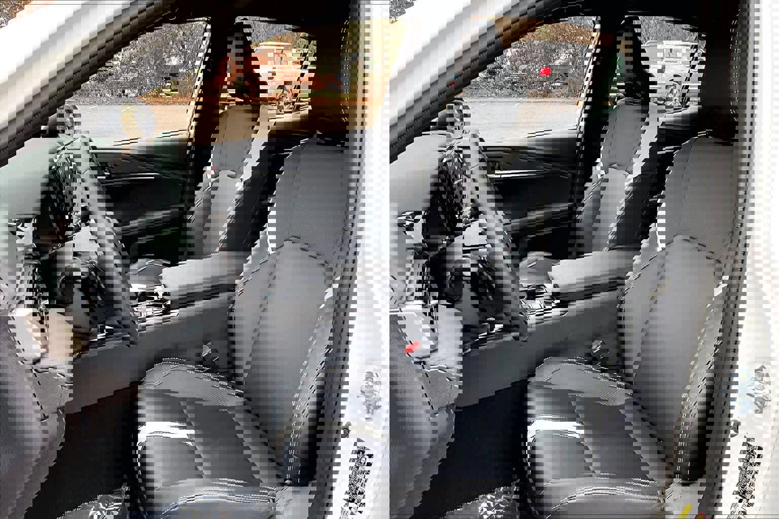 Certified 2025 Toyota Camry SE image 8