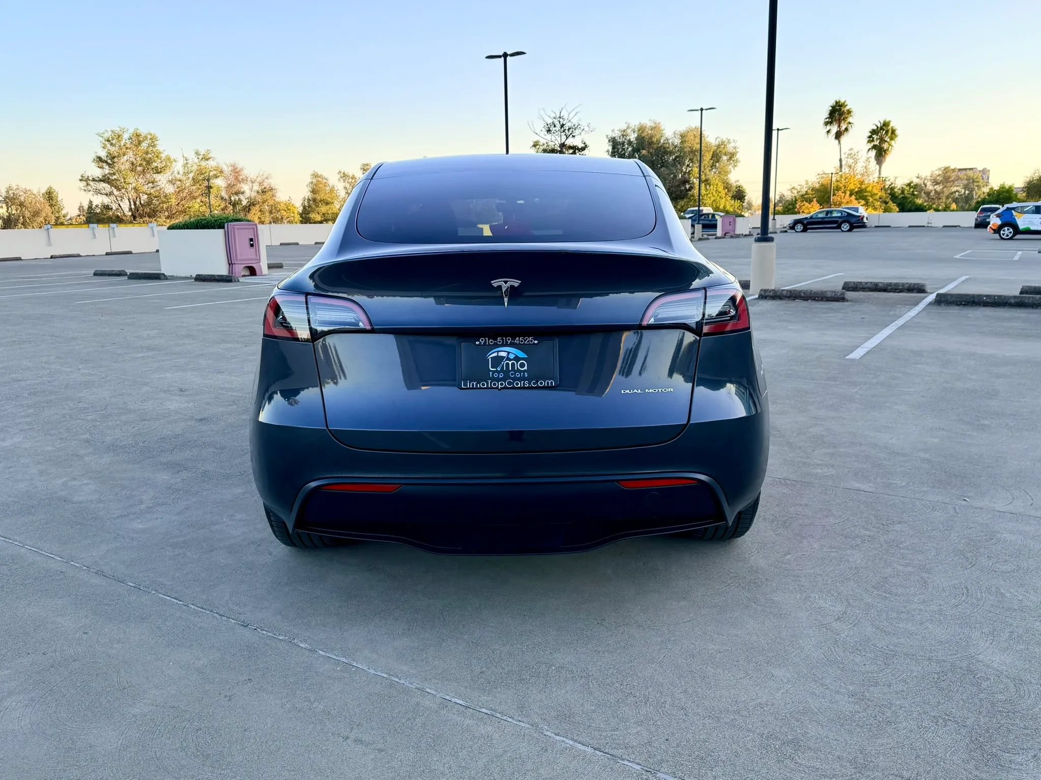 Used 2025 Tesla Model Y Long Range AWD/4WD image 10