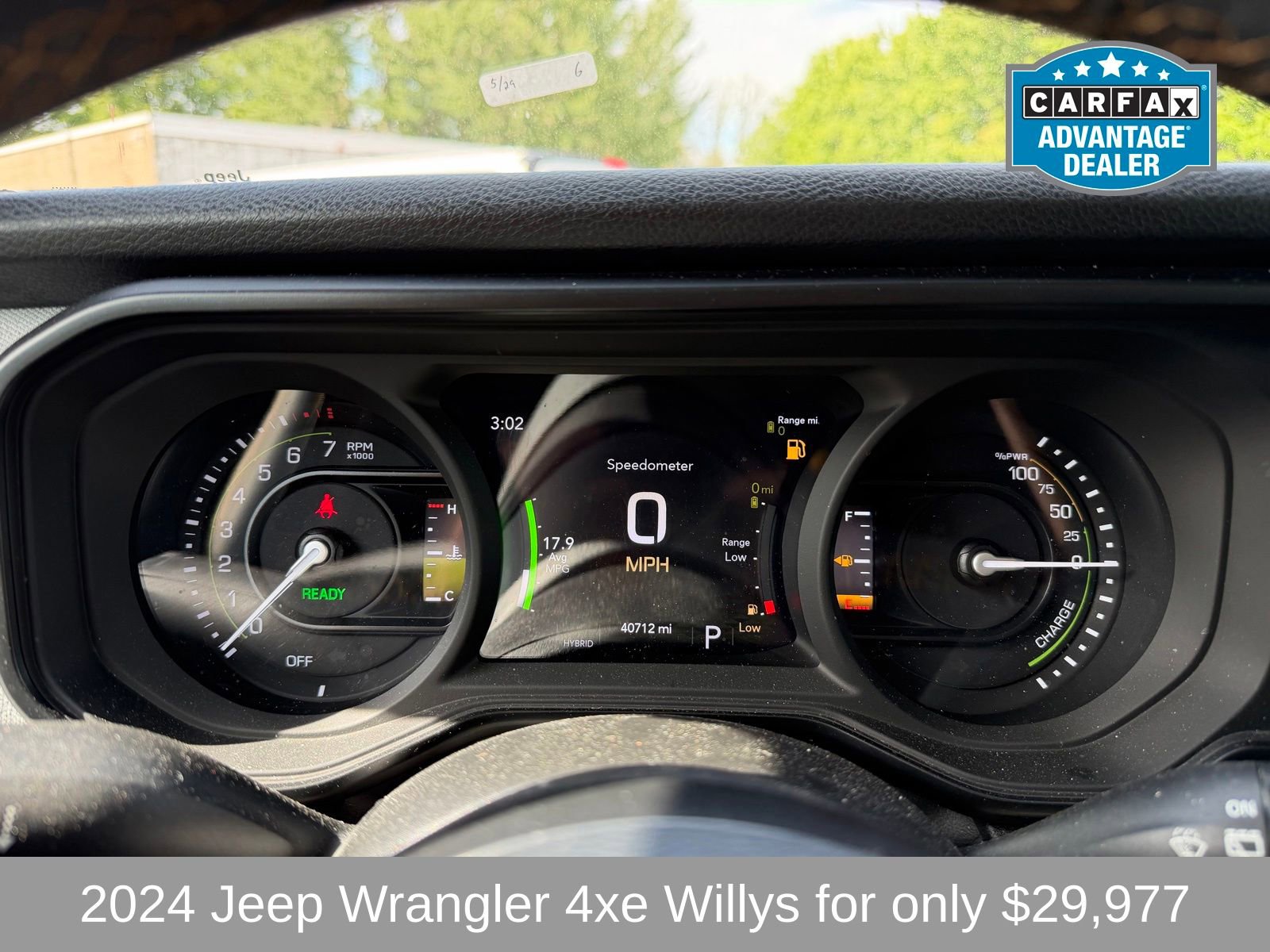Used 2024 Jeep Wrangler Unlimited AWD/4WD image 12