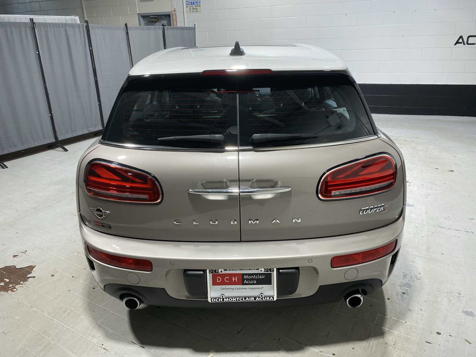 Used 2024 MINI Cooper Clubman S w/ Signature Upholstery Package image 5