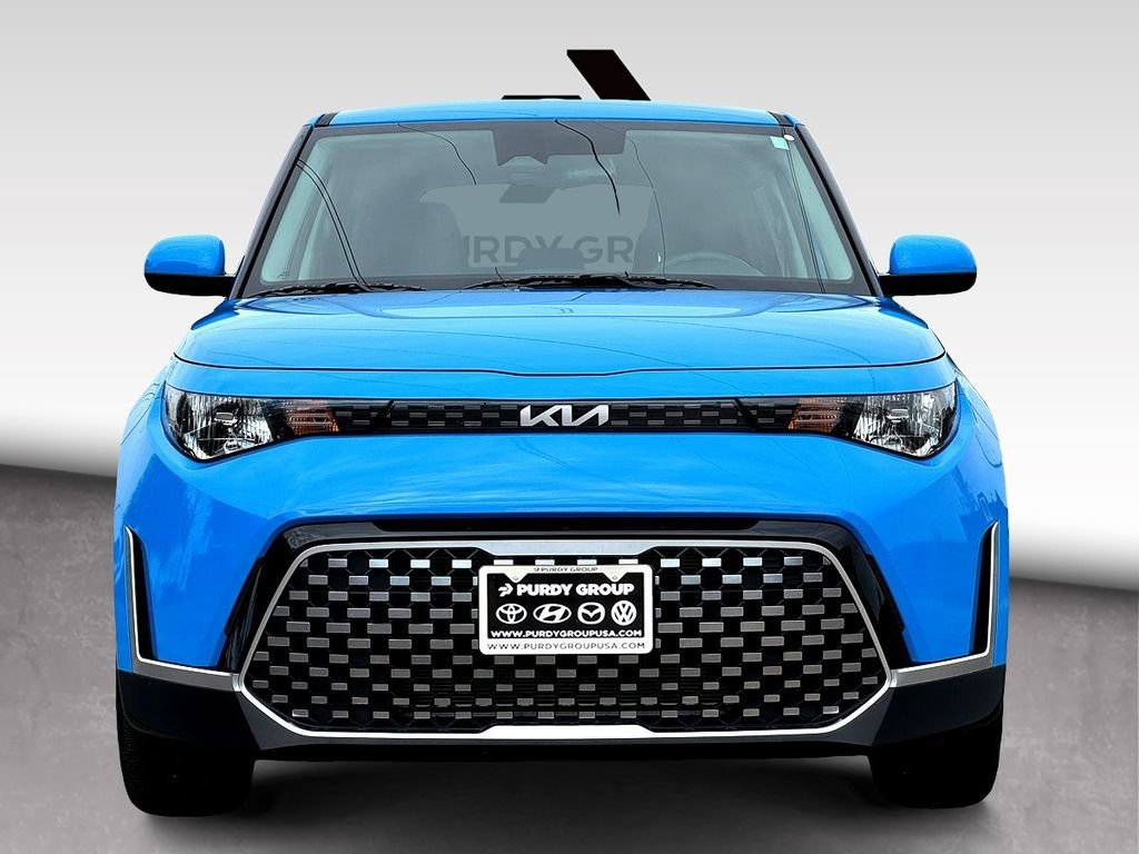 Used 2025 Kia Soul EX image 3