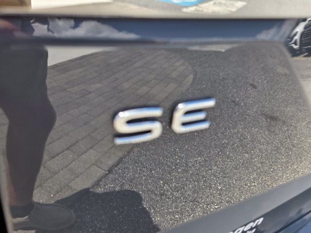 New 2026 Volkswagen Atlas SE FWD image 11