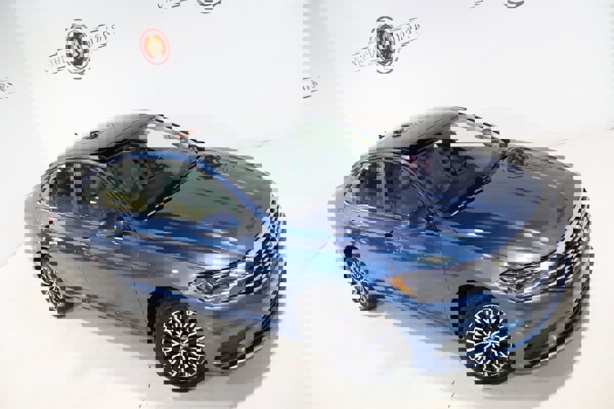 Used 2019 Volkswagen Jetta SE w/ Cold Weather Package image 63