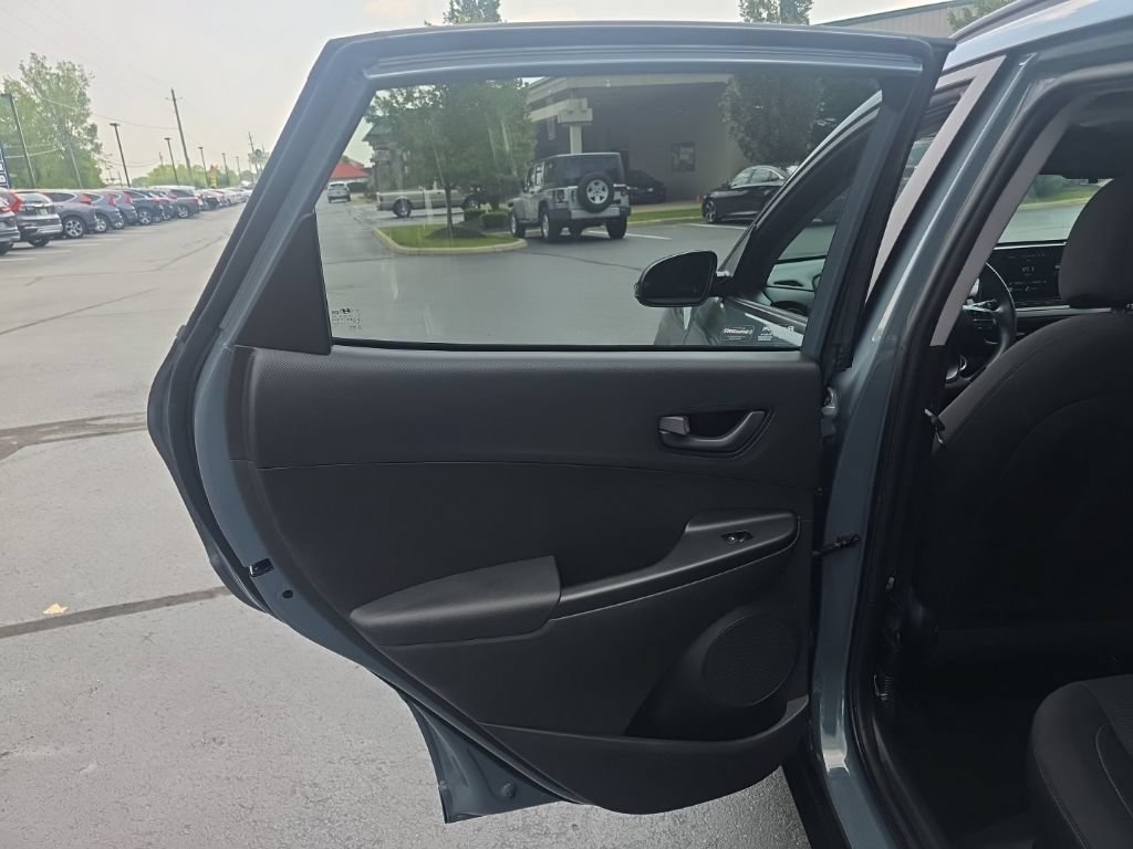 Used 2022 Hyundai Kona SEL AWD/4WD image 22