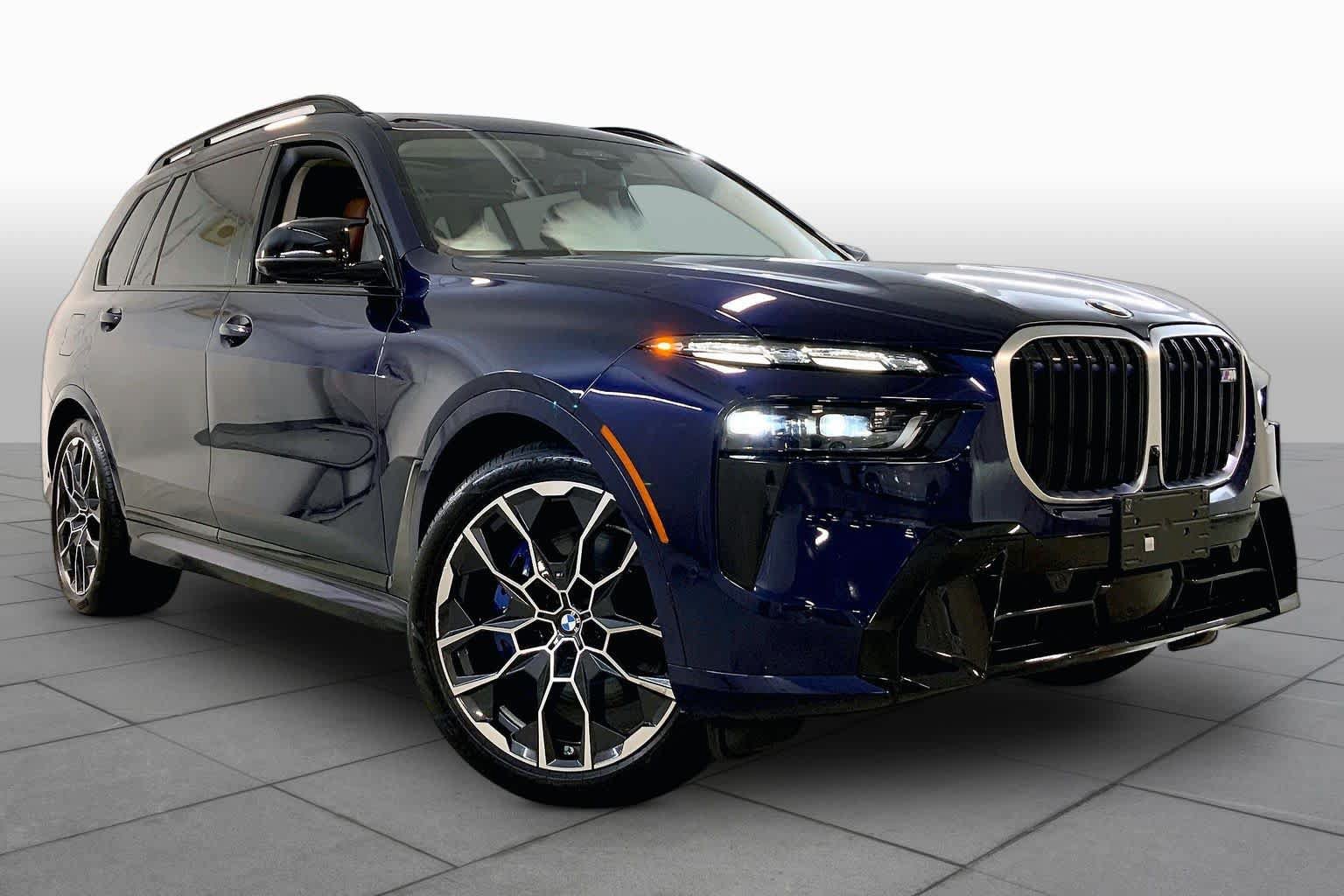 Used 2025 BMW X7 M60i AWD/4WD image 2