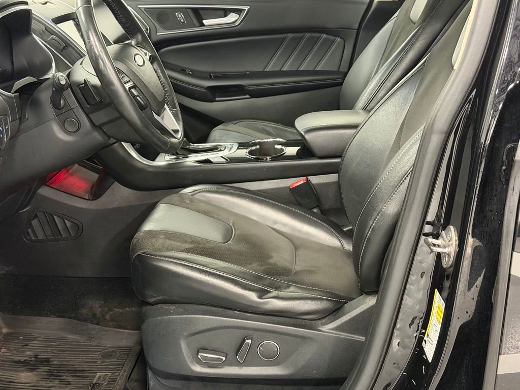 Used 2017 Ford Edge Sport w/ Equipment Group 401A AWD/4WD image 12