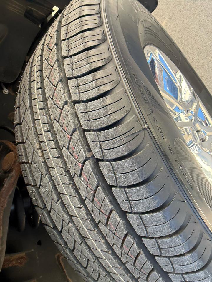 Used 2017 Ford F150 XLT image 9