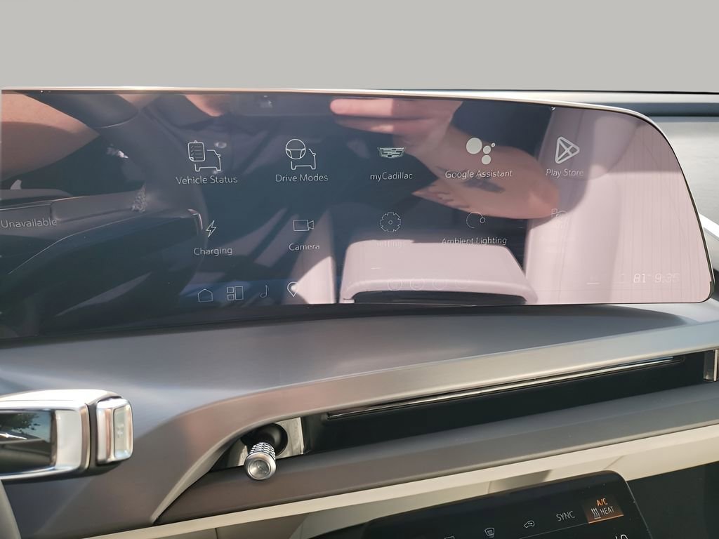 New 2026 Cadillac Vistiq Sport image 38