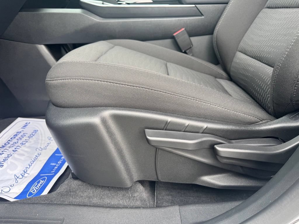 Used 2026 Chevrolet Equinox LT FWD image 6