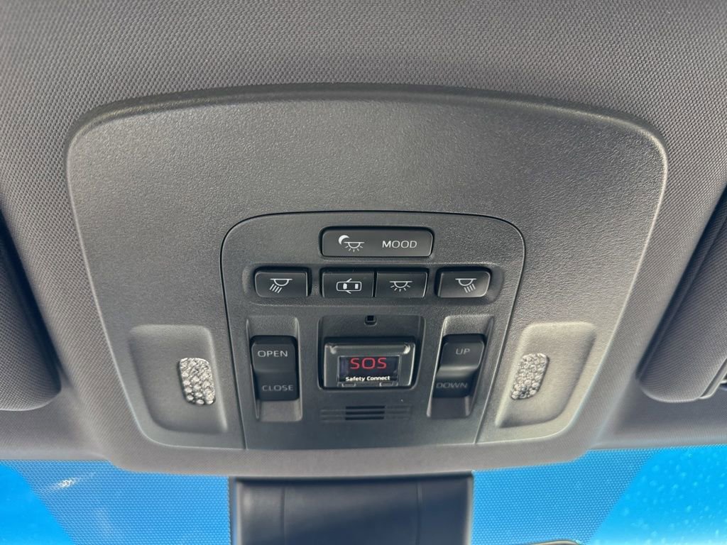 Used 2019 Toyota Avalon Touring w/ All Weather Liner Package FWD image 22