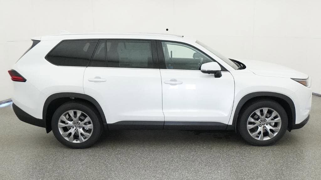 New 2026 Toyota Grand Highlander AWD Hybrid image 11