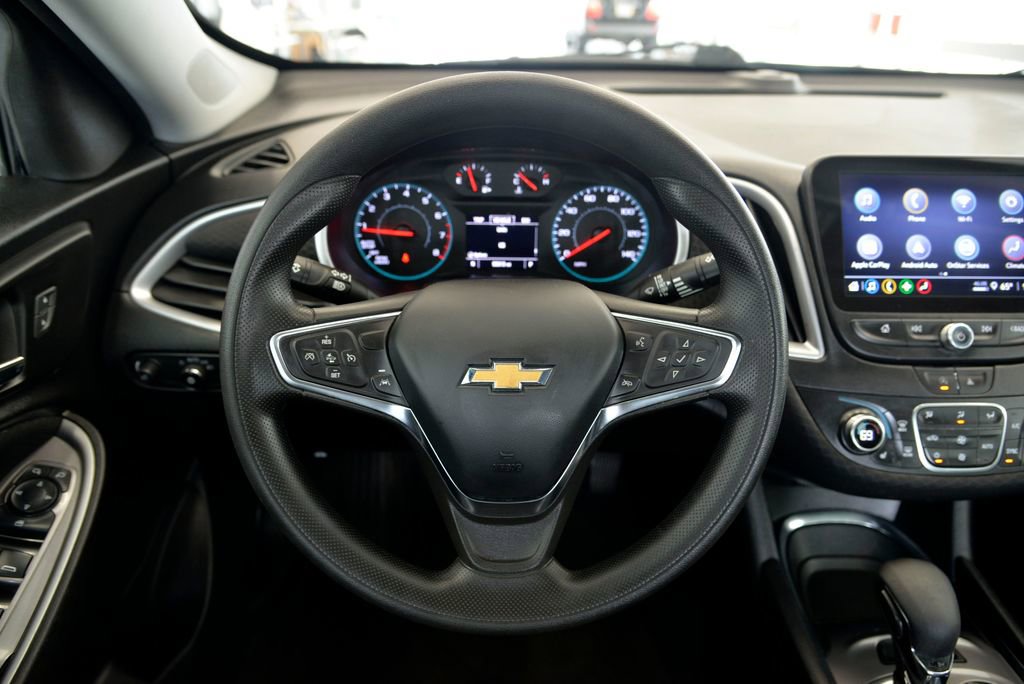 Used 2023 Chevrolet Malibu LT image 18