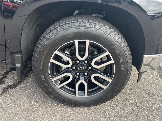 Certified 2025 Chevrolet Silverado 1500 LT RWD image 24