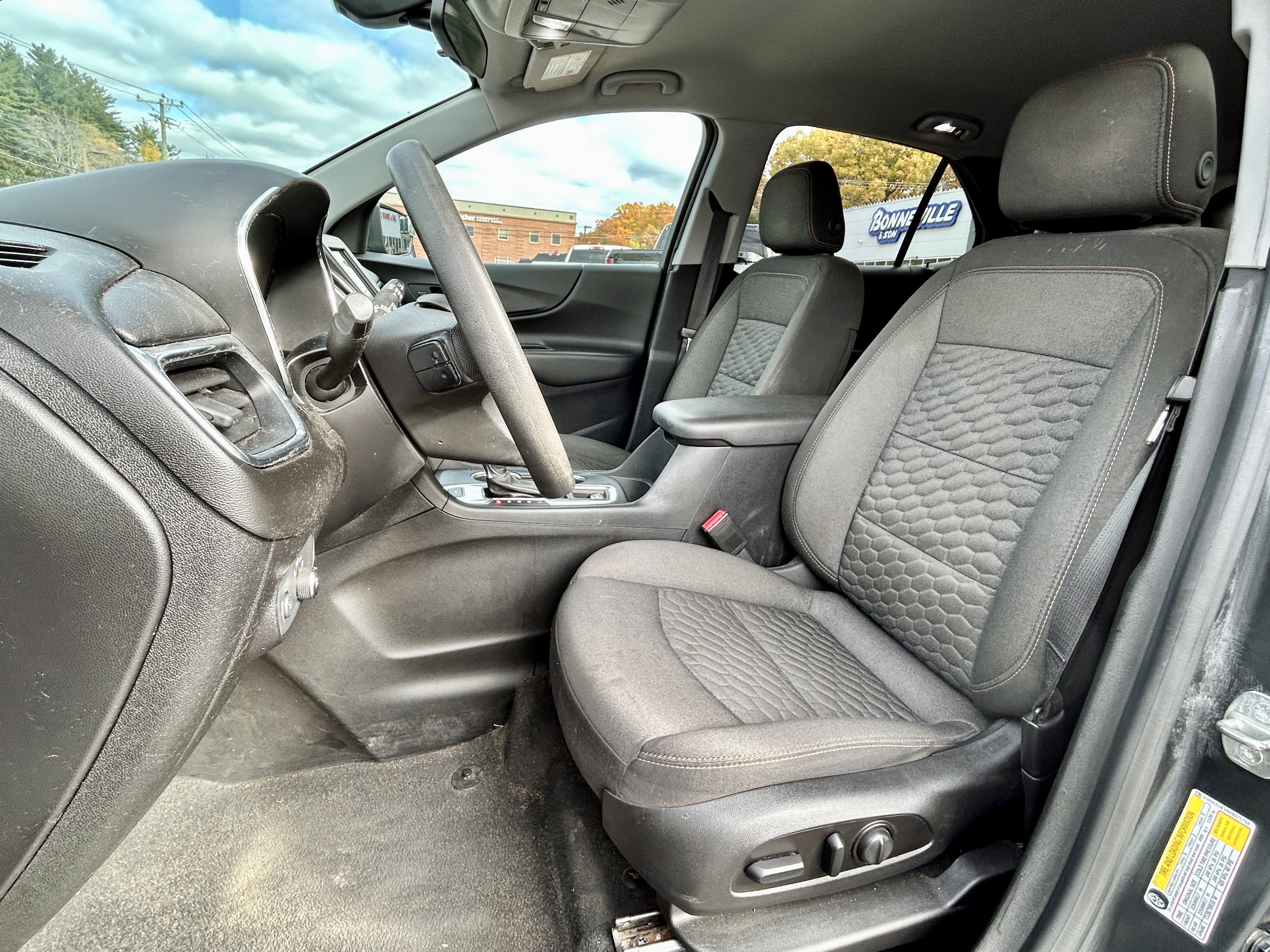 Used 2019 Chevrolet Equinox LT image 22