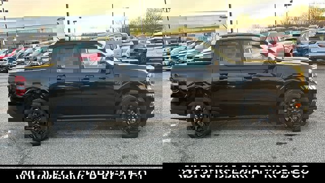 New 2026 Ford Maverick Lariat w/ Black Appearance Package AWD/4WD image 28
