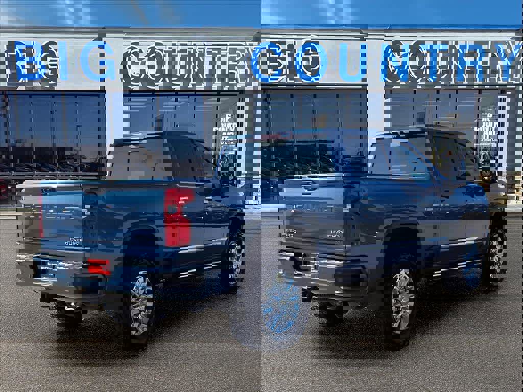 Used 2024 Chevrolet Silverado 2500 High Country w/ High Country Premium Package image 6
