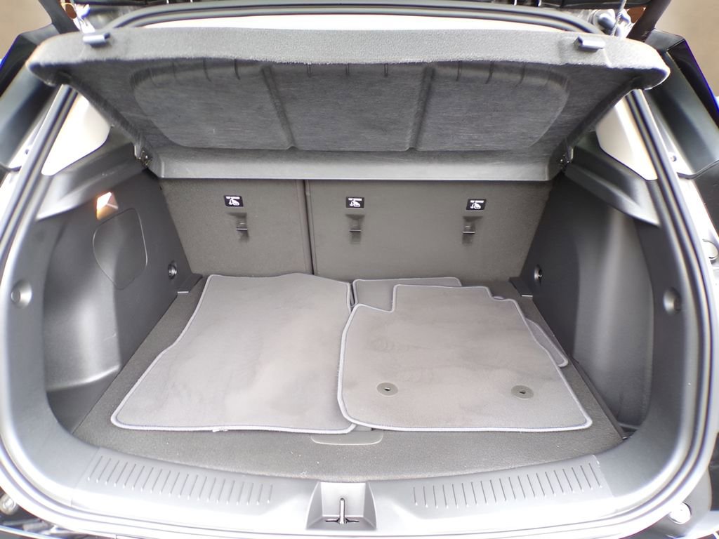 Used 2025 Buick Encore GX Sport Touring w/ Comfort Package image 8