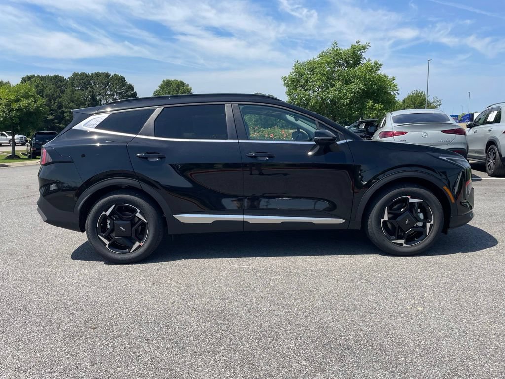 New 2026 Kia Sportage EX w/ EX Panorama Roof Package FWD image 9