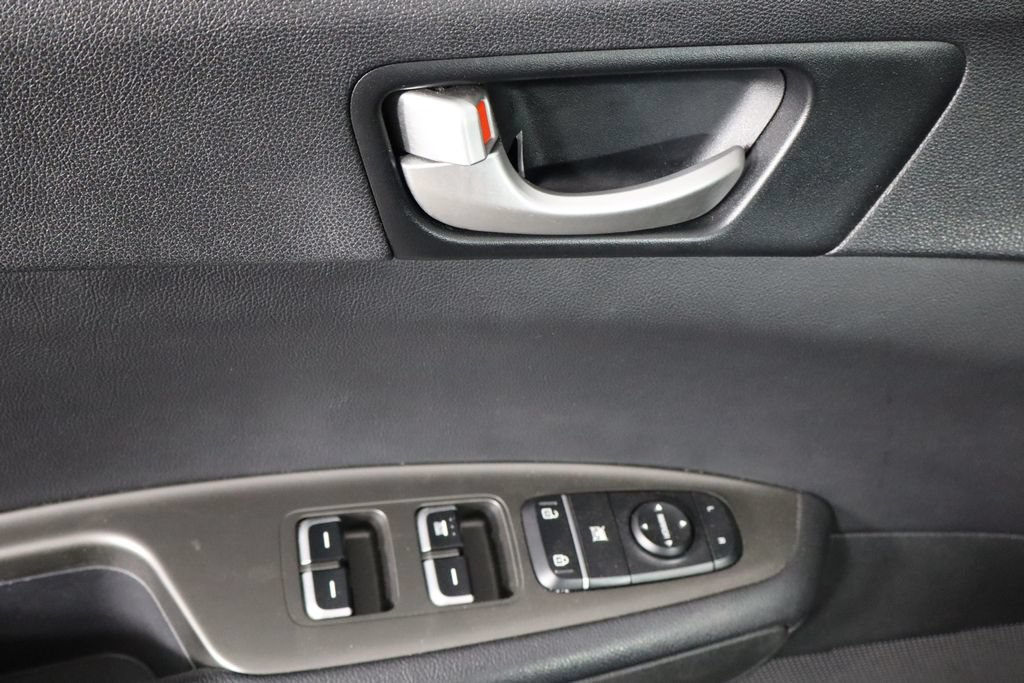 Used 2020 Kia Optima LX FWD image 20