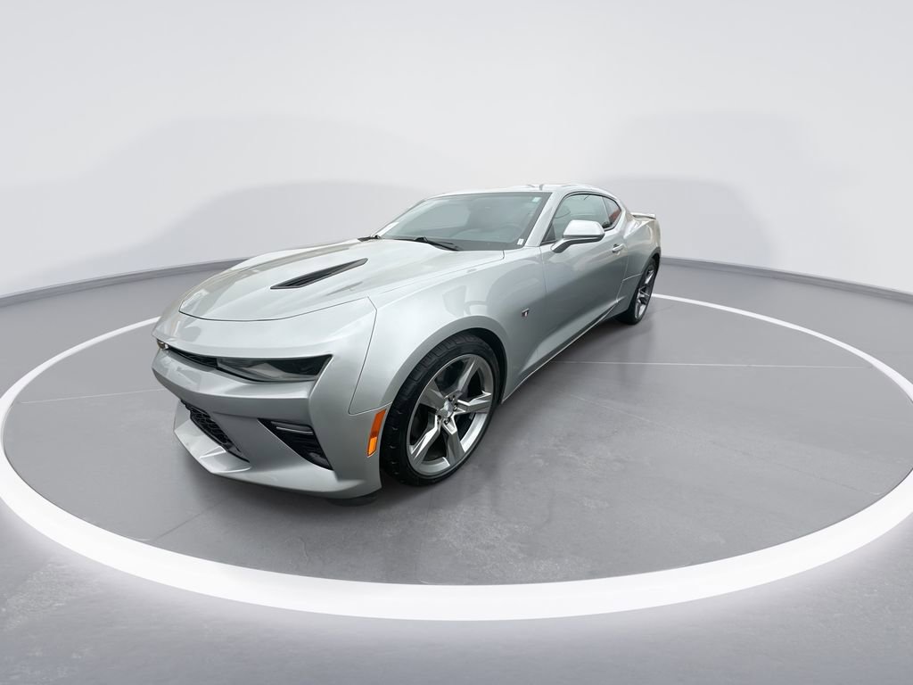 Used 2017 Chevrolet Camaro SS image 4
