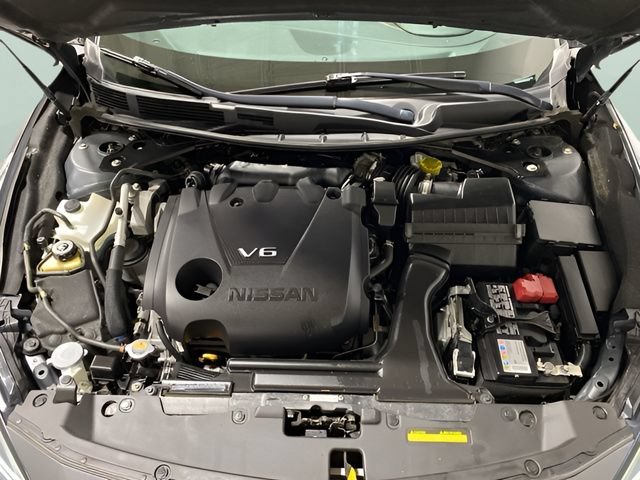 Certified 2023 Nissan Maxima SR w/ Sport Mat Group FWD image 32