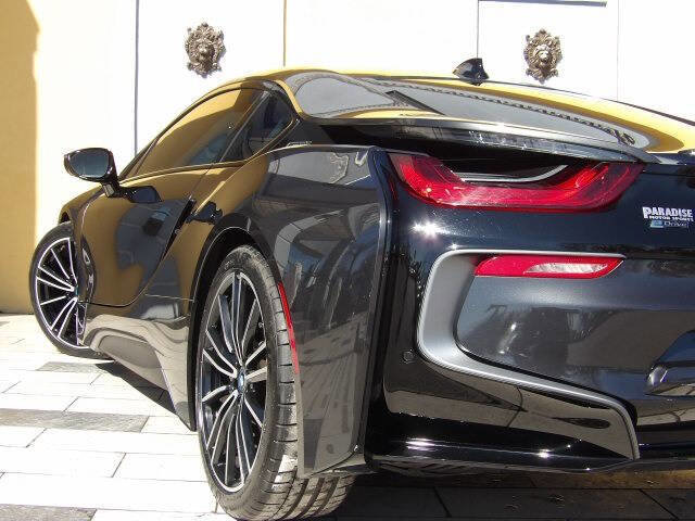 Used 2019 BMW i8 Coupe image 16