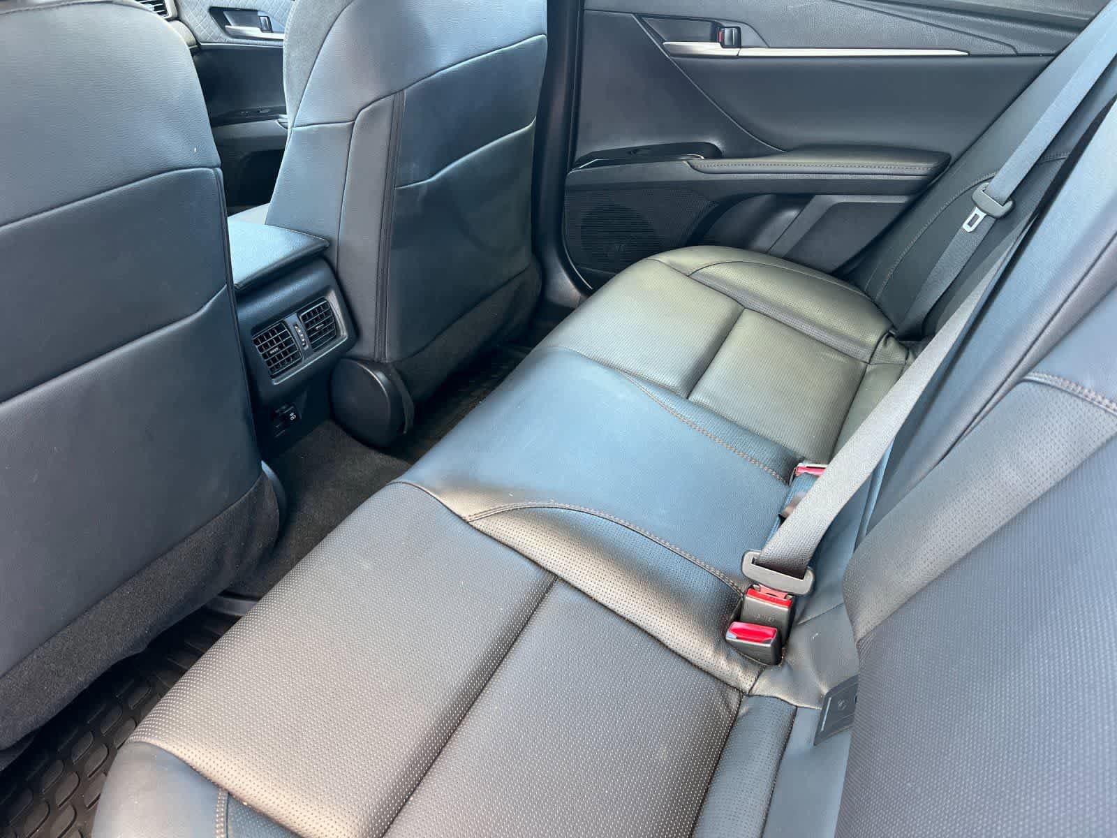 Used 2026 Toyota Camry XLE FWD image 5
