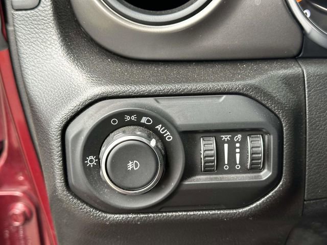 Used 2022 Jeep Wrangler Unlimited Sport image 31