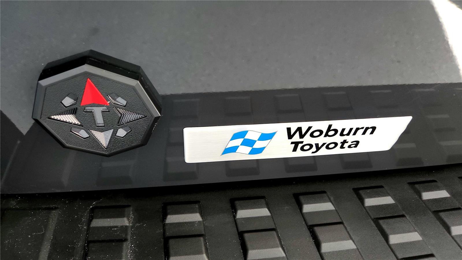 Used 2025 Toyota 4Runner Trailhunter image 13