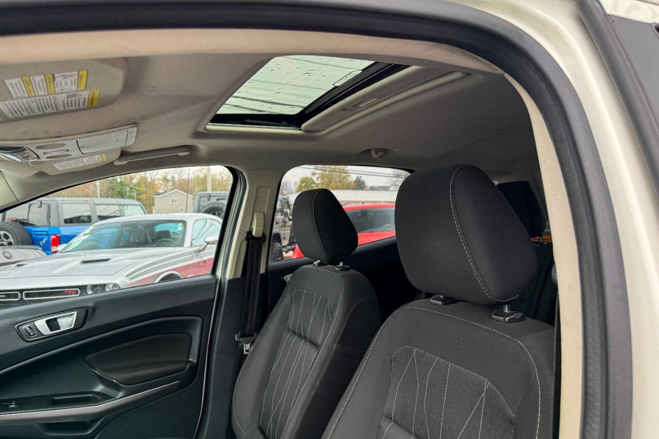 Used 2019 Ford EcoSport SE image 15