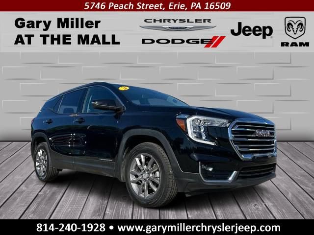 Used 2024 GMC Terrain SLT AWD/4WD image 1