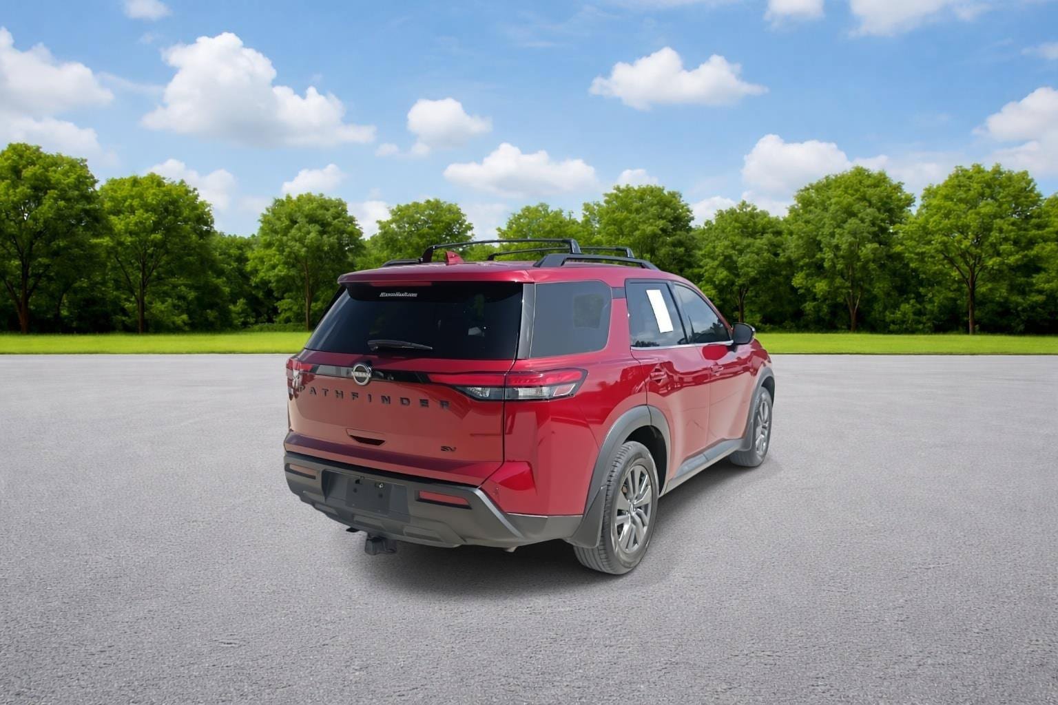 Used 2022 Nissan Pathfinder SV w/ SV Black Package FWD image 7