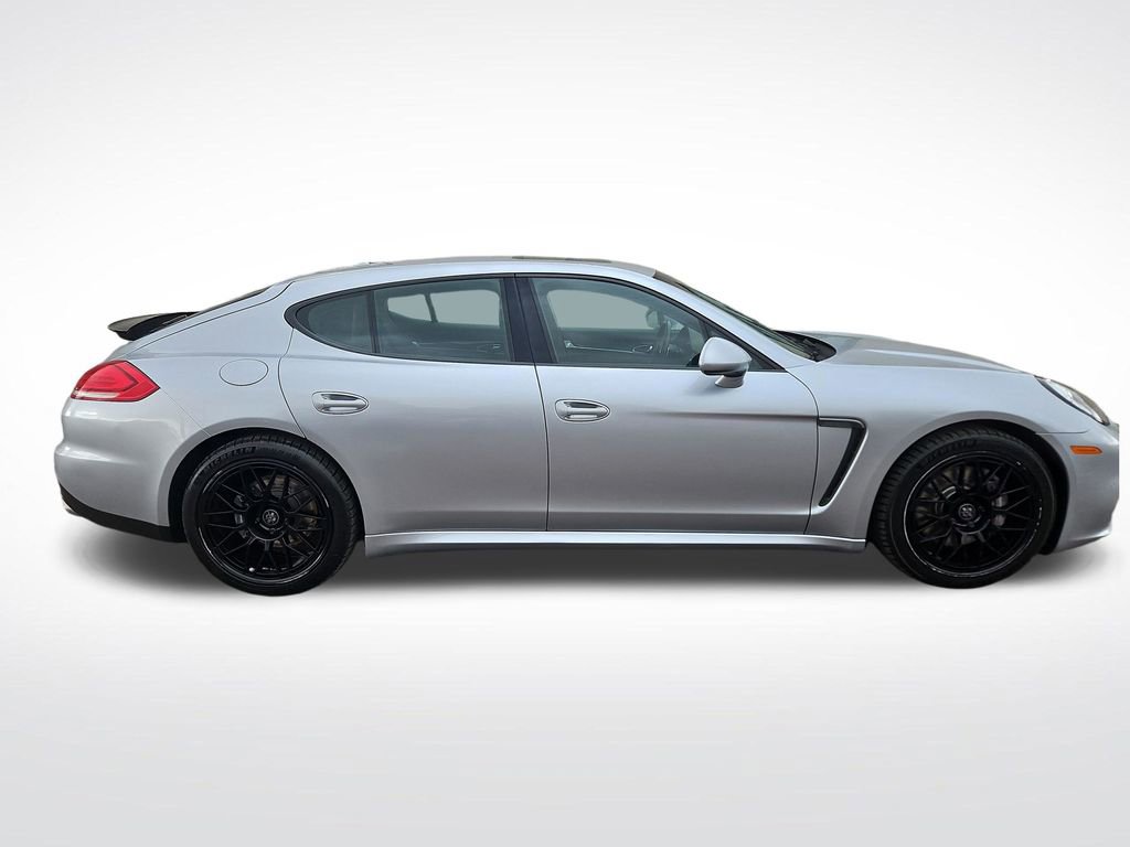 Used 2015 Porsche Panamera image 6