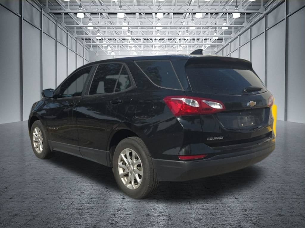 Certified 2020 Chevrolet Equinox LS FWD image 4