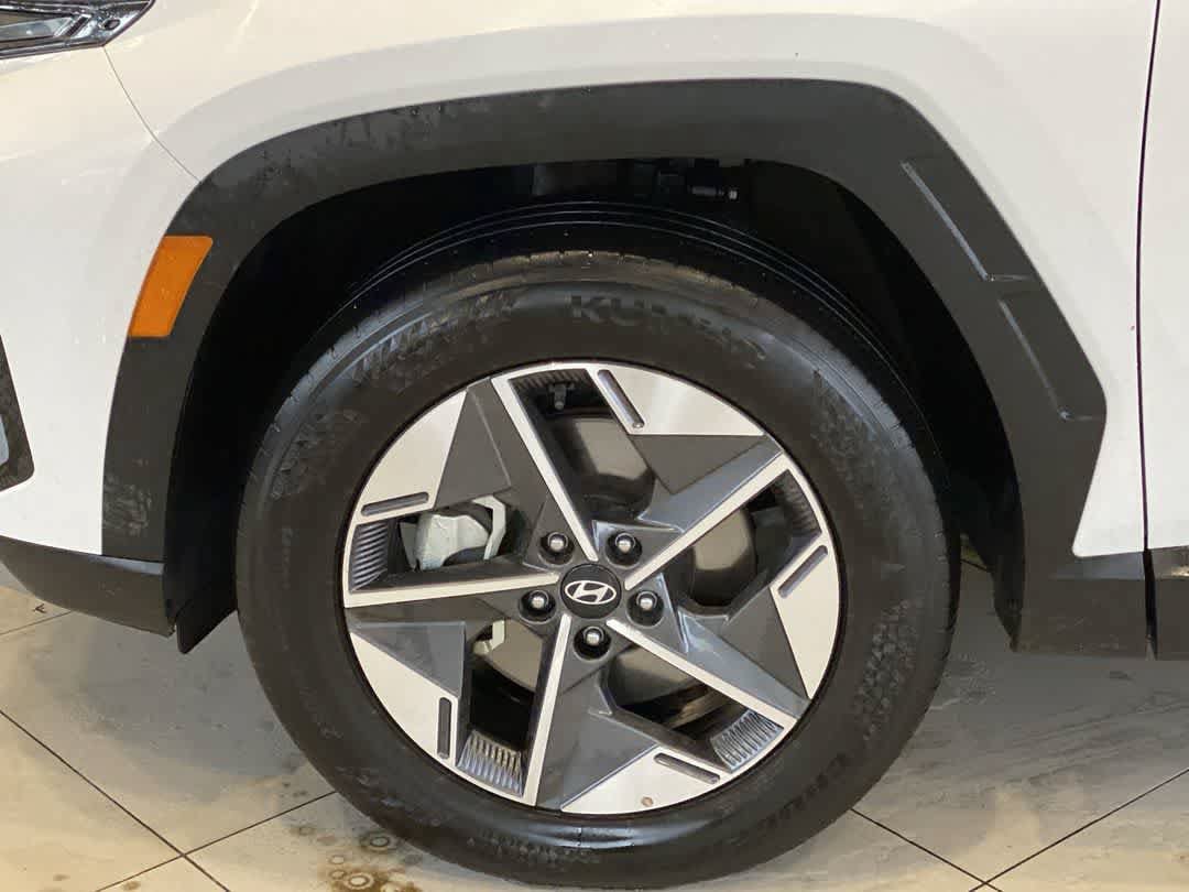 Used 2025 Hyundai Tucson SEL AWD/4WD image 13