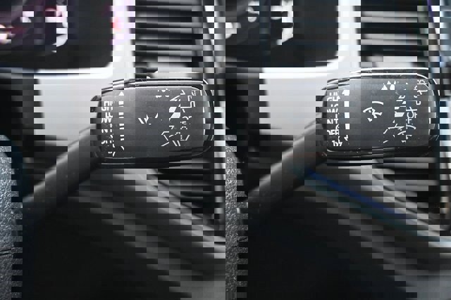 Used 2019 Volkswagen Atlas SEL Premium image 38