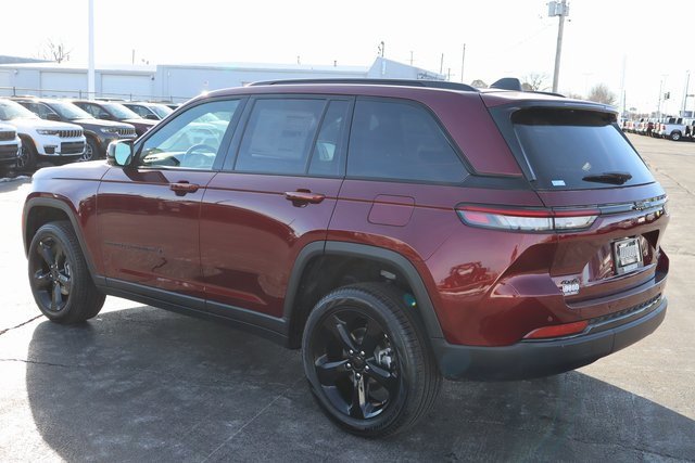 New 2025 Jeep Grand Cherokee Limited image 21