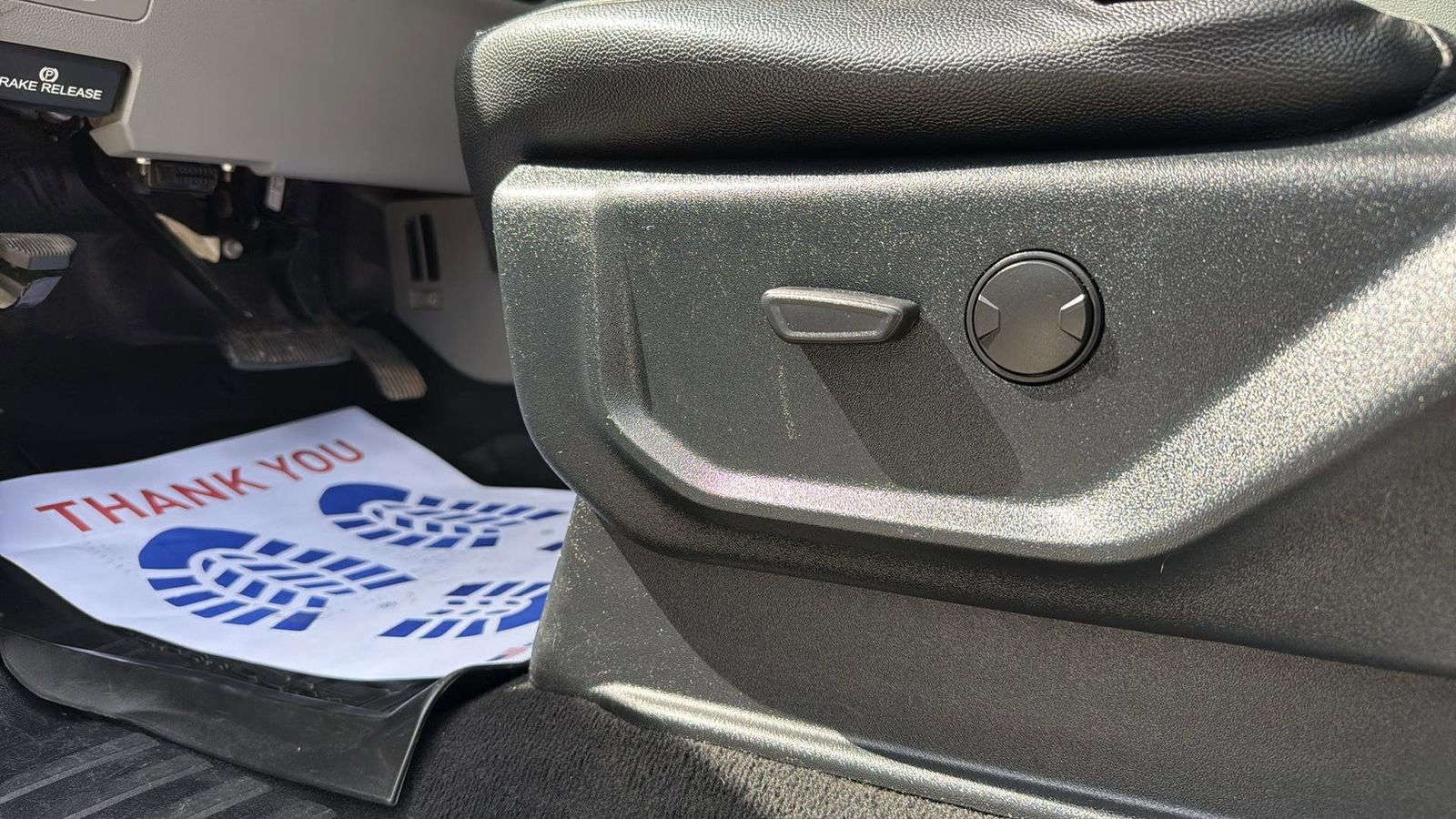 Used 2020 Ford F350 XLT w/ XLT Premium Package image 7