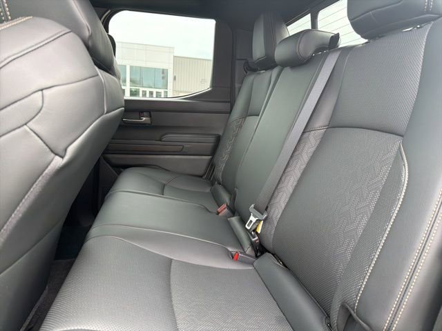 Used 2025 Toyota Tacoma Limited image 39