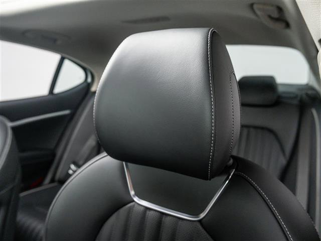 New 2026 Genesis G70 2.5T Prestige image 19