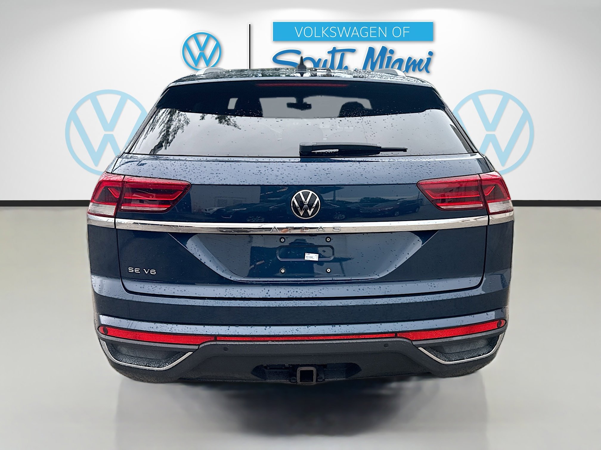 Used 2021 Volkswagen Atlas Cross Sport SE FWD image 6