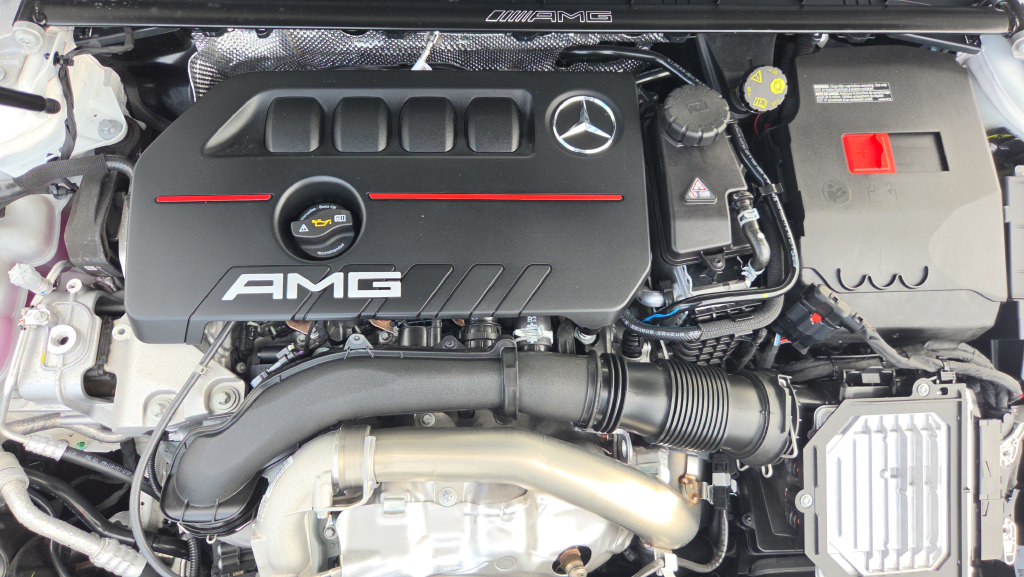 New 2026 Mercedes-Benz GLB 35 AMG 4MATIC image 23