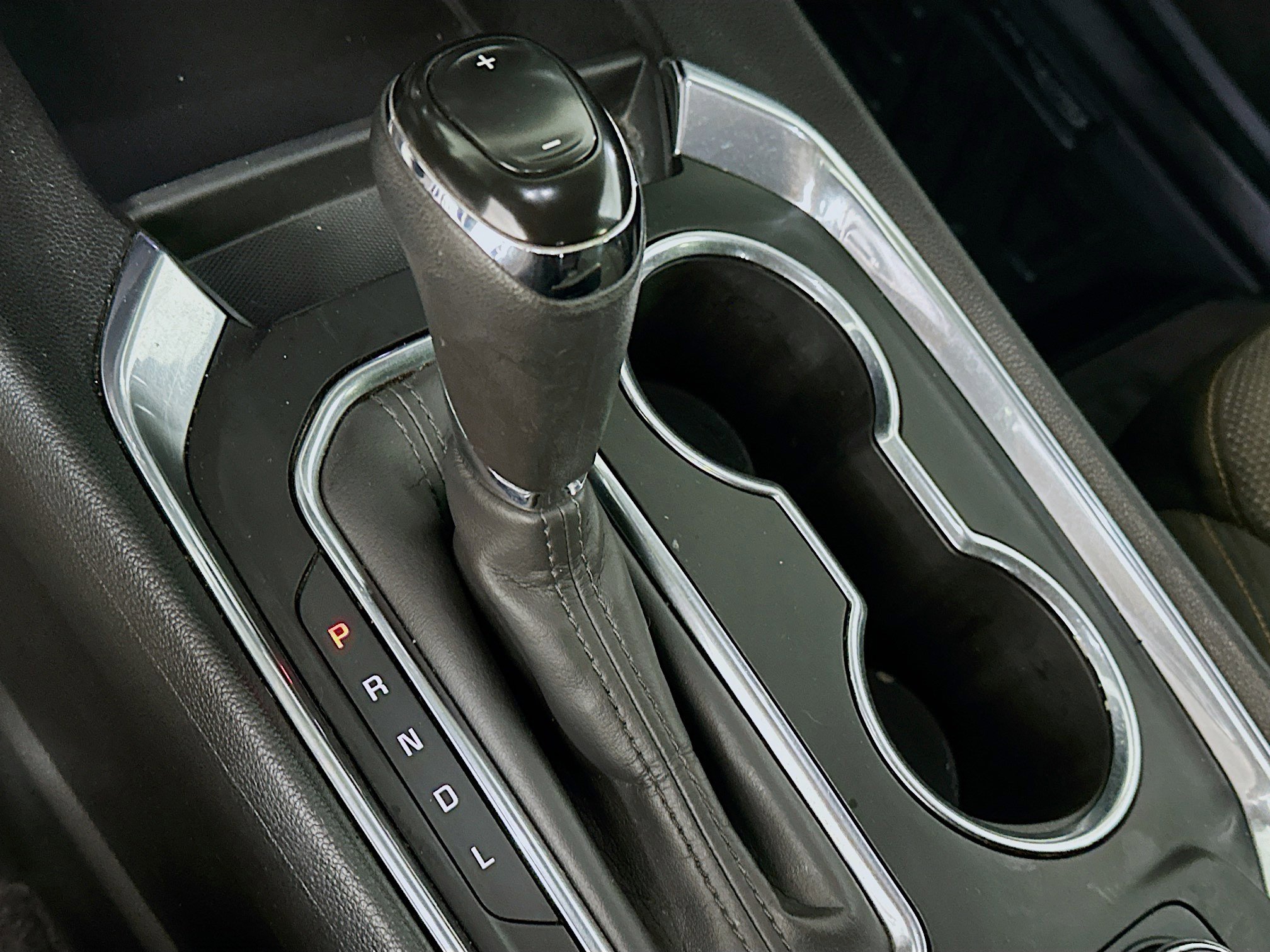 Used 2020 Chevrolet Traverse LS image 23