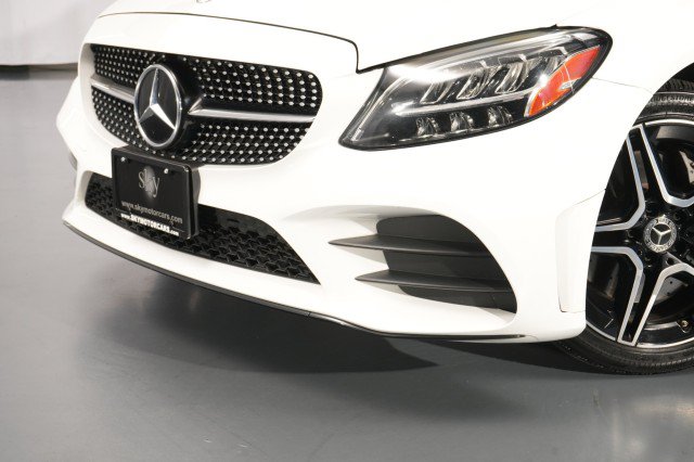 Used 2020 Mercedes-Benz C 300 4MATIC Sedan image 3